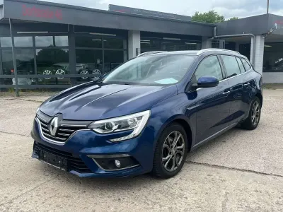 Gebraucht Renault Mégane GrandTour Business 150 PS (110 kW) 2020 Blau Kombi