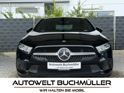 Gebraucht Mercedes A200 163 PS (119 kW) 2022 Schwarz Limousine