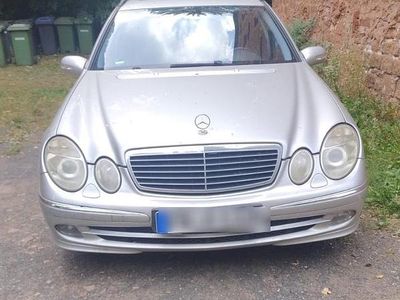 Mercedes E270