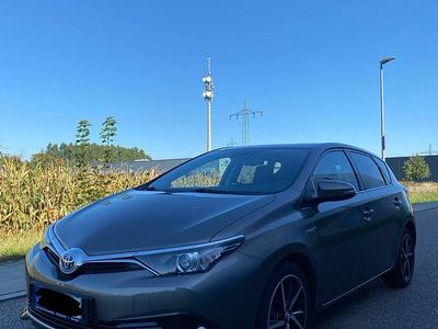 Toyota Auris Hybrid