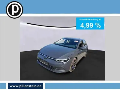 Gebraucht VW Golf VIII Style 150 PS (110 kW) 2024 Grau Limousine