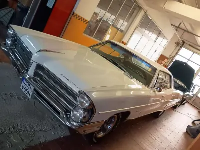 Gebraucht Pontiac Bonneville 360 PS (264 kW) 1965 Weiß Limousine
