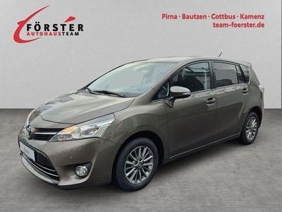 Platinumbronze metallic Gebraucht 2017 Toyota Verso Comfort Van / Kleinbus | 12.890 € (Etwas zu teuer)