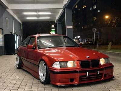 Second-hand BMW 328 M Sport 193 CP (141 kW) 1996 Portocaliu Coupe