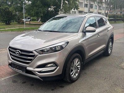 Weiß Gebraucht 2016 Hyundai Tucson SUV | 15.900 € (Fairer Preis)