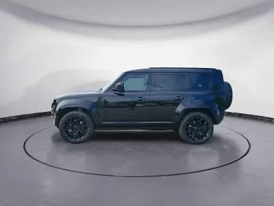 Gebraucht Land Rover Defender Black Edition 635 PS (467 kW) 2026 Schwarz SUV