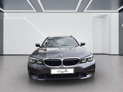 Gebraucht BMW 330e Advantage 184 PS (135 kW) 2021 Grau Kombi