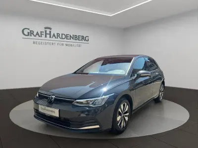 Gebraucht VW Golf VIII Move 150 PS (110 kW) 2024 Grau Limousine