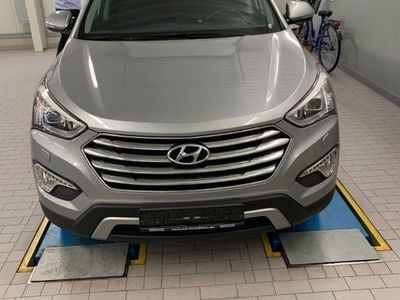 Hyundai Grand Santa Fe