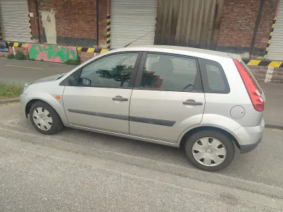 Gebraucht Ford Fiesta 60 PS (44 kW) 2006 Grau Kleinwagen