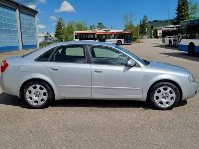 Gebraucht Audi A4 Comfort 163 PS (119 kW) 2004 Silber Limousine