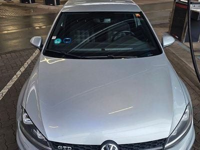 Gebraucht VW Golf VII GTD 184 PS (135 kW) 2015 Silber Limousine