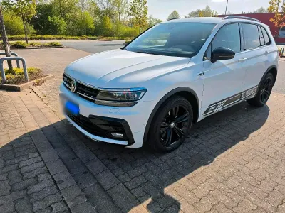 Gebraucht VW Tiguan R-line 230 PS (169 kW) 2019 Weiß SUV