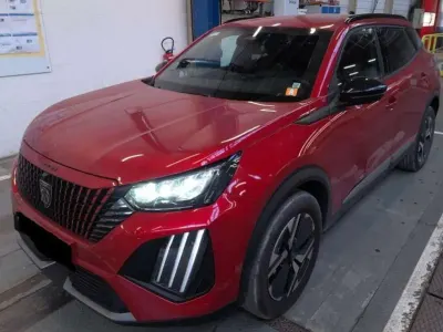 Gebraucht Peugeot 2008 Allure 145 PS (106 kW) 2025 Elixier rot SUV
