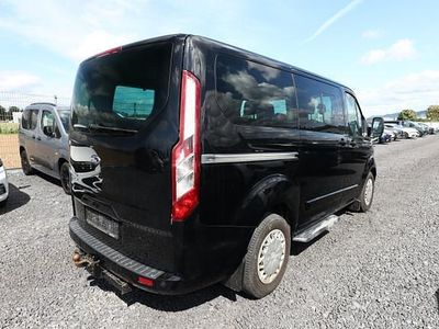 Iridiumschwarz metallic iridiumschwarz metallic Gebraucht 2017 Ford Tourneo Titanium Van / Kleinbus | 24.518 € (Guter Preis)