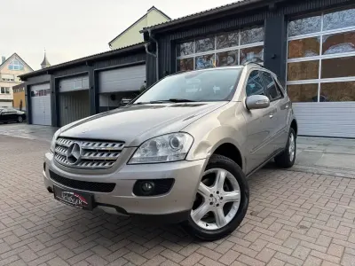 Gebraucht Mercedes ML320 224 PS (164 kW) 2007 Silber SUV