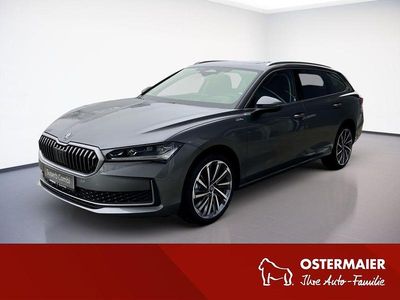 Grau Neu 2025 Skoda Superb LAURIN & KLEMENT Kombi | 56.560 €