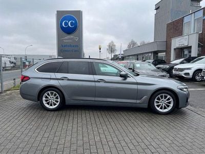 Gebraucht BMW 520 Sport Line 190 PS (139 kW) 2023 Grau Kombi