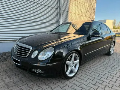 Gebraucht Mercedes E200 AMG 136 PS (100 kW) 2007 Schwarz Limousine