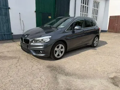 Gebraucht BMW 218 Active Tourer Advantage 136 PS (100 kW) 2016 Grau Van / Kleinbus