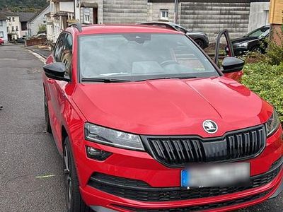 Gebraucht Skoda Karoq SportLine 150 PS (110 kW) 2021 Rot SUV