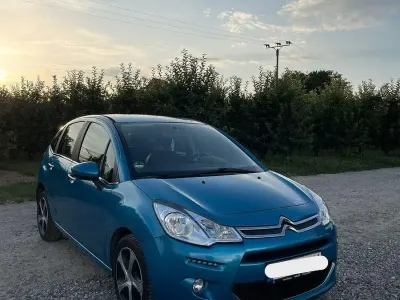 Gebraucht Citroën C3 PureTech 82 PS (60 kW) 2016 Blau Limousine
