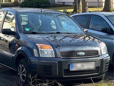 Gebraucht Ford Fusion 101 PS (74 kW) 2008 Grau Kleinwagen