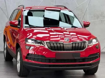 Gebraucht Skoda Karoq Style 150 PS (110 kW) 2019 Rot metallic SUV