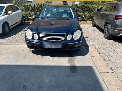 Mercedes E240