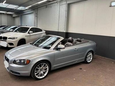 Usado Volvo C70 136 HP (100 kW) 2009 Prateado Cabrios