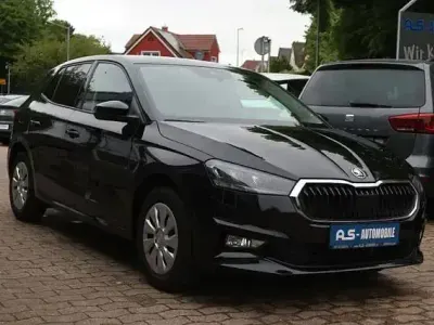 Gebraucht Skoda Fabia Essence 140 PS (102 kW) 2025 Schwarz Kleinwagen