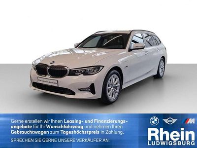 Second-hand BMW 330e Sport Line 292 CP (214 kW) 2022 Alb Break