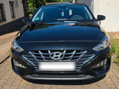 Gebraucht Hyundai i30 Edition 30 120 PS (88 kW) 2022 Schwarz Limousine
