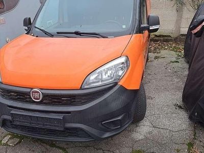 Orange Gebraucht 2016 Fiat Doblò Van / Kleinbus | 4.000 €