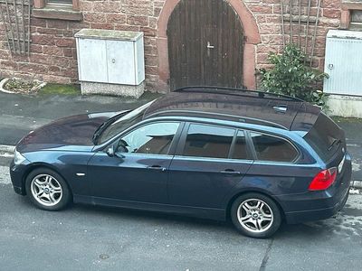 Blau Gebraucht 2008 BMW 320 Kombi | 2.800 € (Fairer Preis)