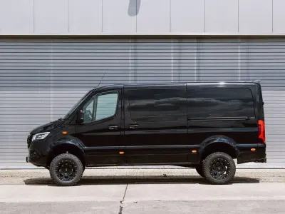 Neu Mercedes Sprinter 190 PS (139 kW) 2026 Schwarz Van