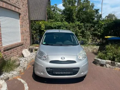 Gebraucht Nissan Micra Pure 80 PS (58 kW) 2012 Silber Kleinwagen