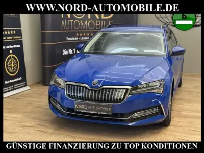 Second-hand Skoda Superb Ambition 218 CP (160 kW) 2021 Albastru Break