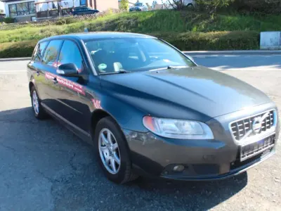 Gebraucht Volvo V70 R-Design 136 PS (100 kW) 2009 Grau Kombi