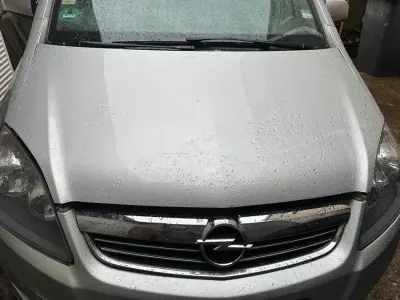 Gebraucht Opel Zafira 150 PS (110 kW) 2010 Van / Kleinbus