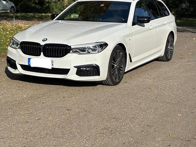 Gebraucht BMW 530 265 PS (194 kW) 2019 Weiß Kombi
