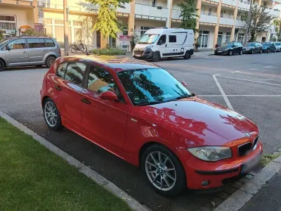 Gebraucht BMW 118 122 PS (89 kW) 2006 Rot Kleinwagen