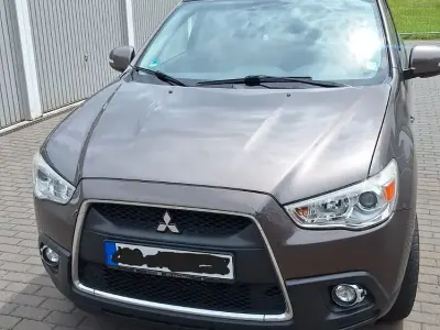 Gebraucht Mitsubishi ASX Edition 150 PS (110 kW) 2012 Braun SUV