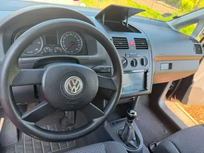 Gebraucht VW Touran Basis 105 PS (77 kW) 2004 Schwarz Van / Kleinbus