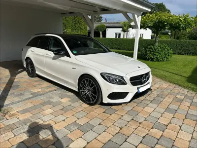 Gebraucht Mercedes C43 AMG AMG 367 PS (269 kW) 2017 Weiß Limousine