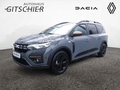Gebraucht Dacia Jogger Extreme 141 PS (103 kW) 2025 Schiefergrau (grau) (grau) Van / Kleinbus