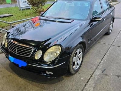 Mercedes E240