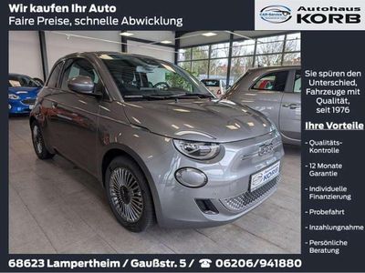 Grau Gebraucht 2023 Fiat 500e Style Limousine | 19.850 € (Guter Preis)
