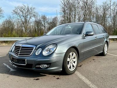 Grau Gebraucht 2006 Mercedes E280 Avantgarde Kombi | 3.990 € (Fairer Preis)