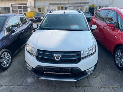 Second-hand Dacia Sandero Prestige 90 CP (66 kW) 2015 Alb Berlinǎ